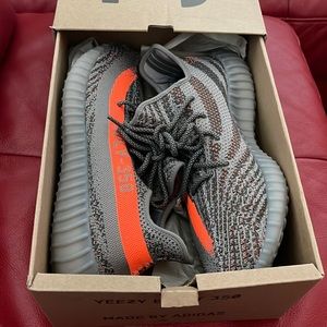 Yeezy Boost 350 V2. Light used. Come with box.
